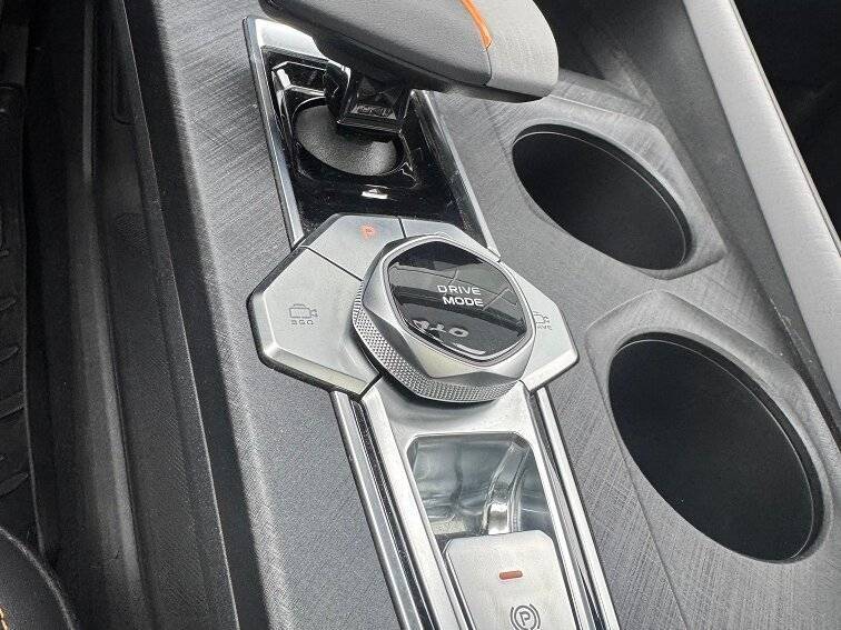 Changan UNI-V 2023 года с пробегом. Фото: #8