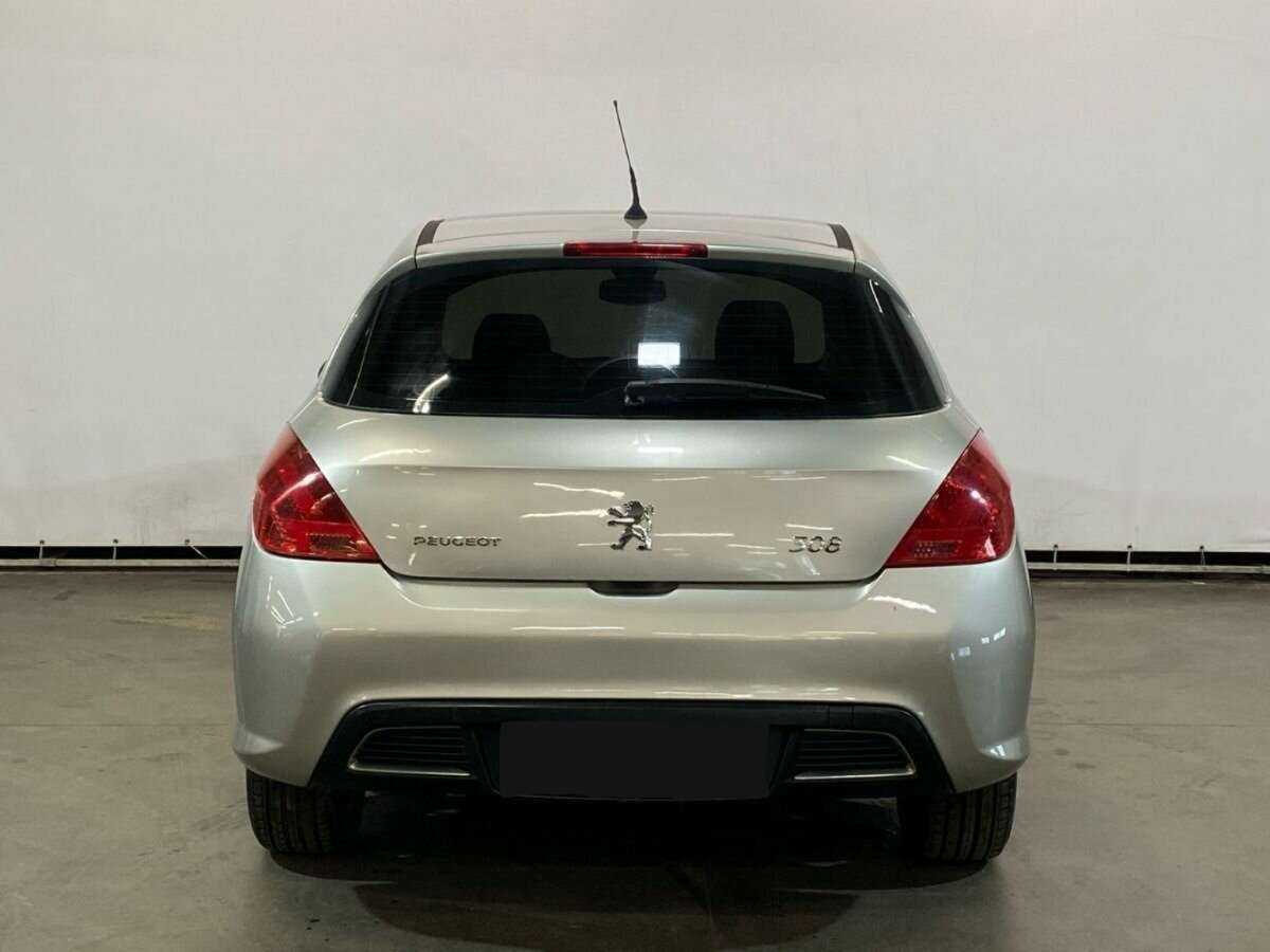 Peugeot 308 2008 года с пробегом. Фото: #5