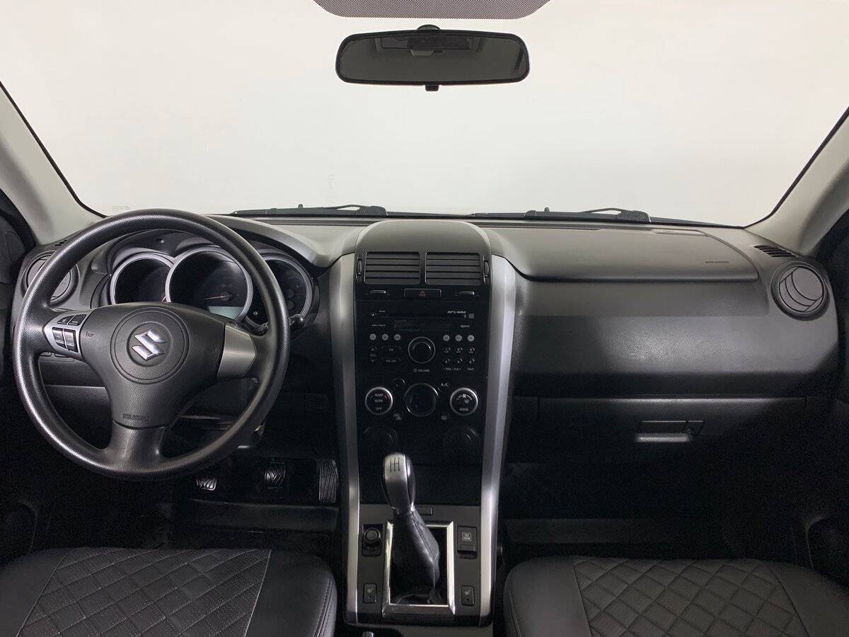 Suzuki Grand Vitara 2010 года с пробегом. Фото: #10