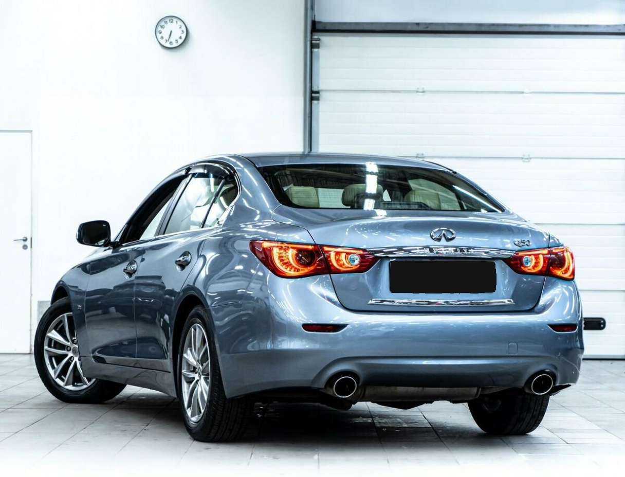 Infiniti Q50 2014 года с пробегом. Фото: #3