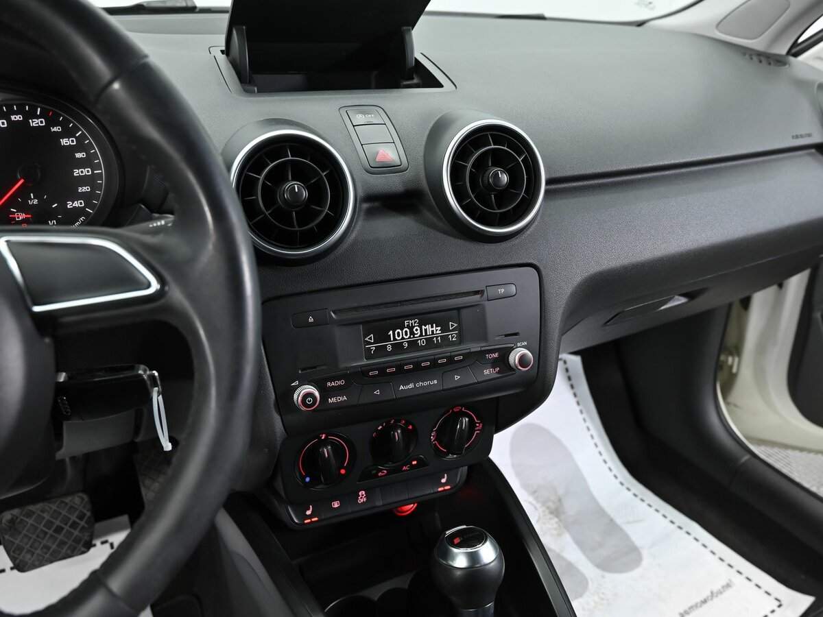 Audi A1 2012 года с пробегом. Фото: #8