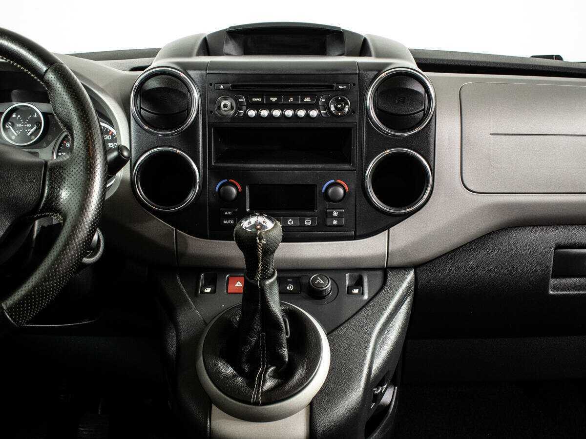 Peugeot Partner 2011 года с пробегом. Фото: #10