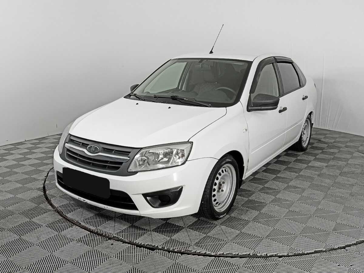 Lada (ВАЗ) Granta 2017 года с пробегом. Посмотреть фото