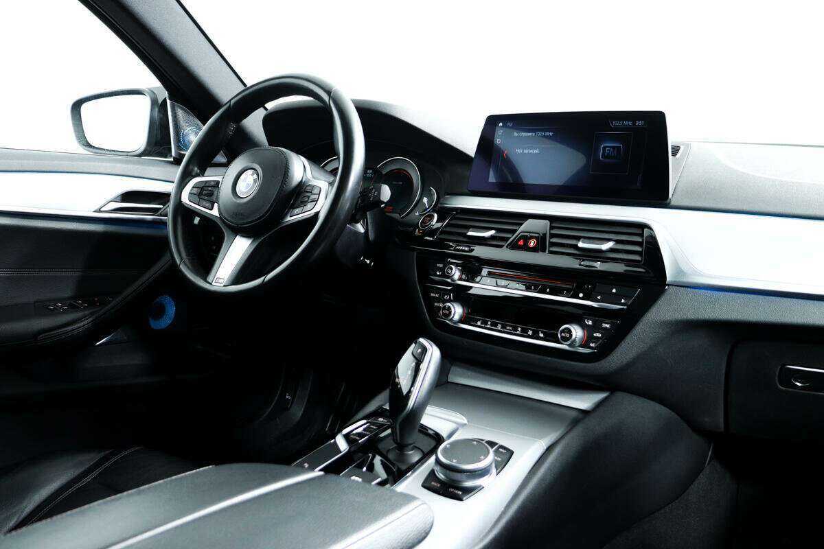 BMW 5 серии 2019 года с пробегом. Фото: #8