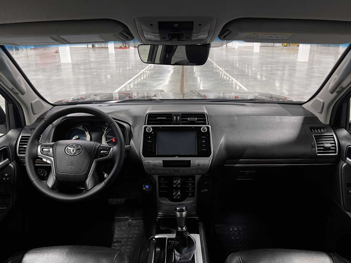 Toyota Land Cruiser Prado 2017 года с пробегом. Фото: #13