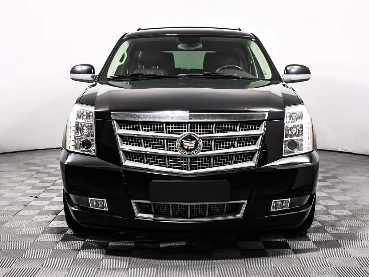 Cadillac Escalade 2013 года с пробегом. Фото: #1