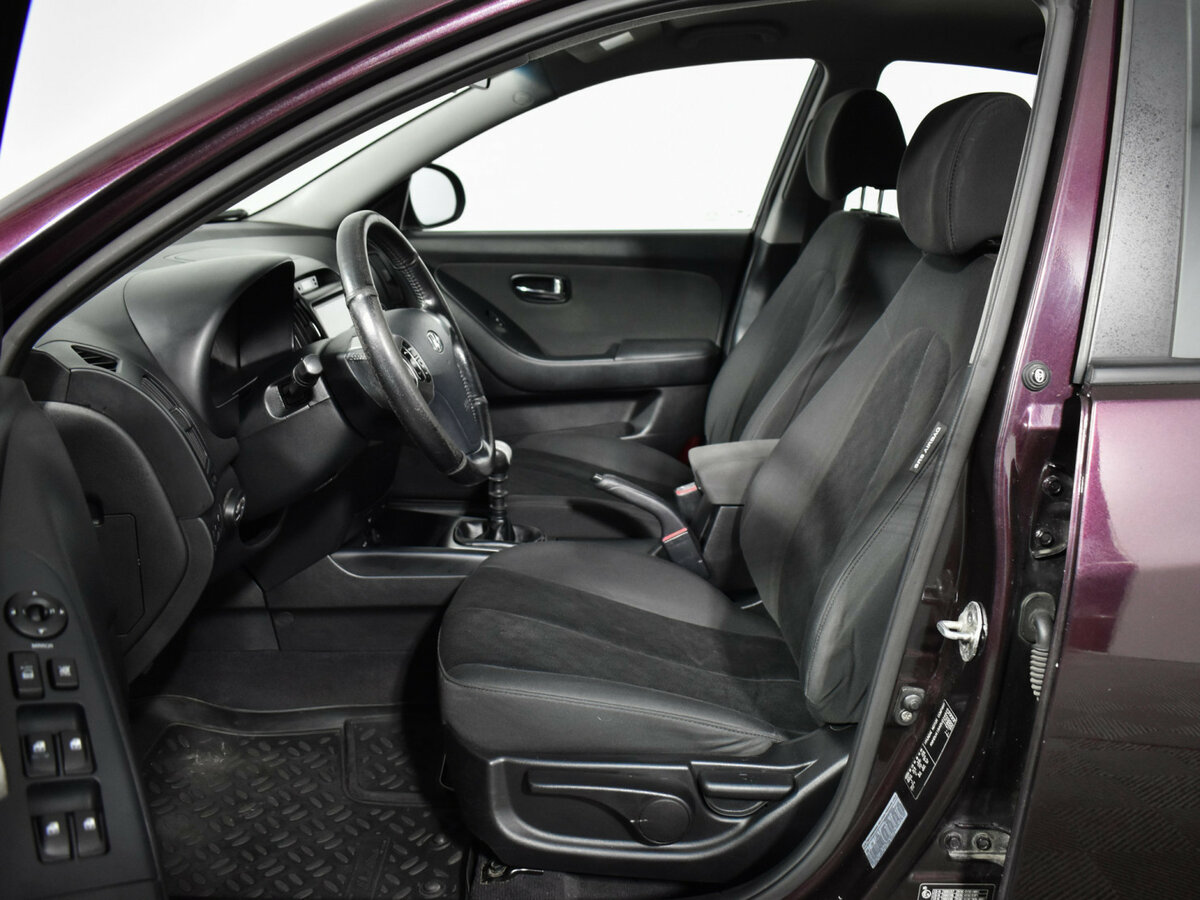 Hyundai Elantra 2011 года с пробегом. Фото: #9