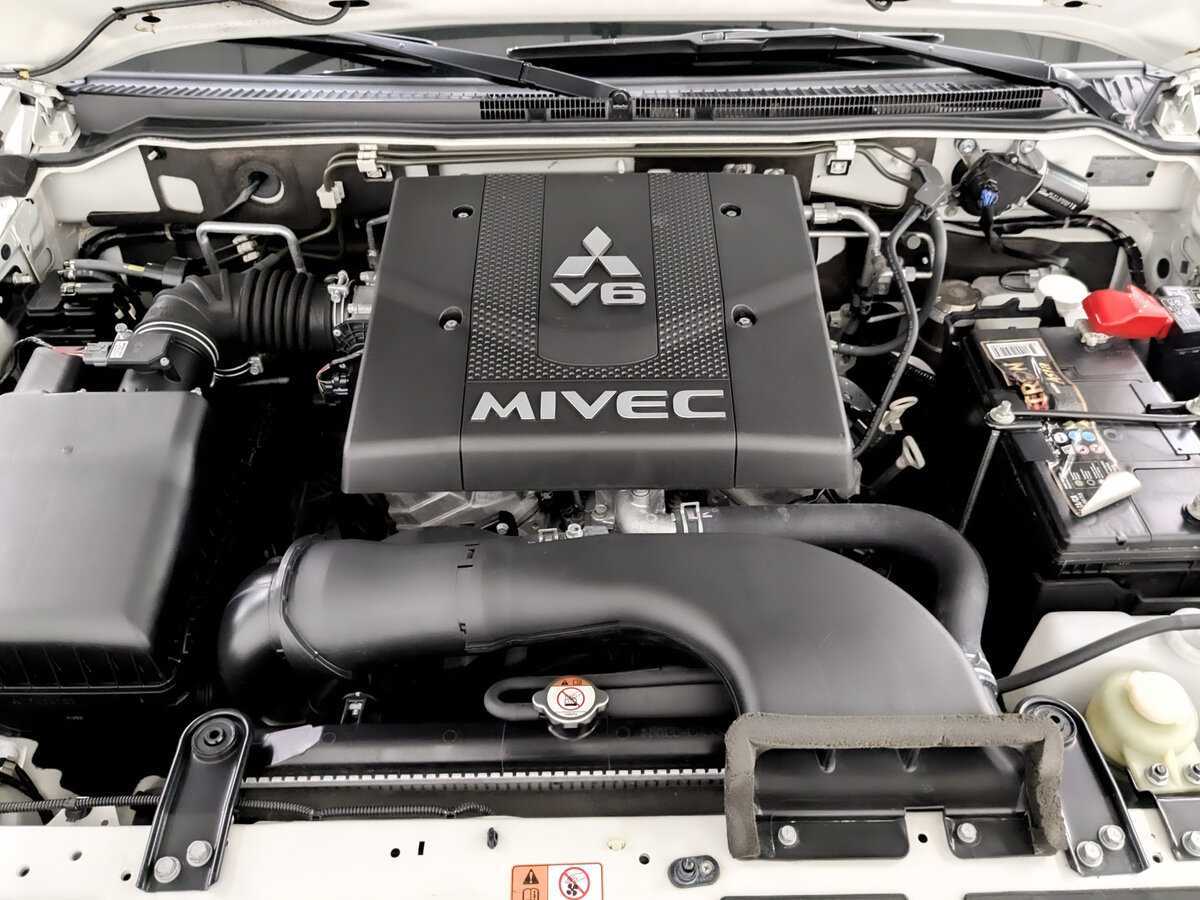 Mitsubishi Pajero 2020 года с пробегом. Фото: #8