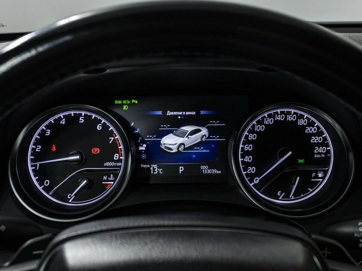 Toyota Camry 2018 года с пробегом. Фото: #8