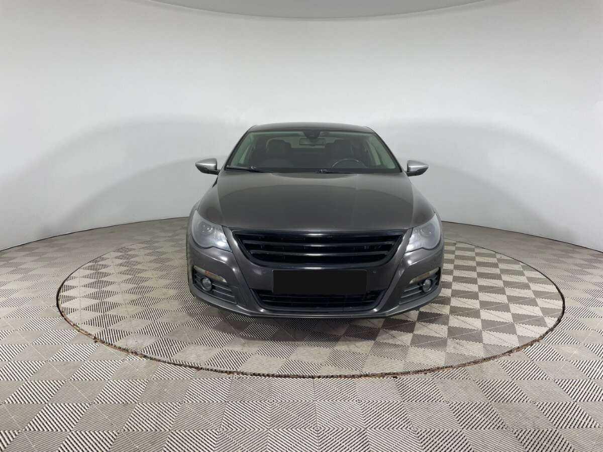 Volkswagen Passat CC 2011 года с пробегом. Фото: #1