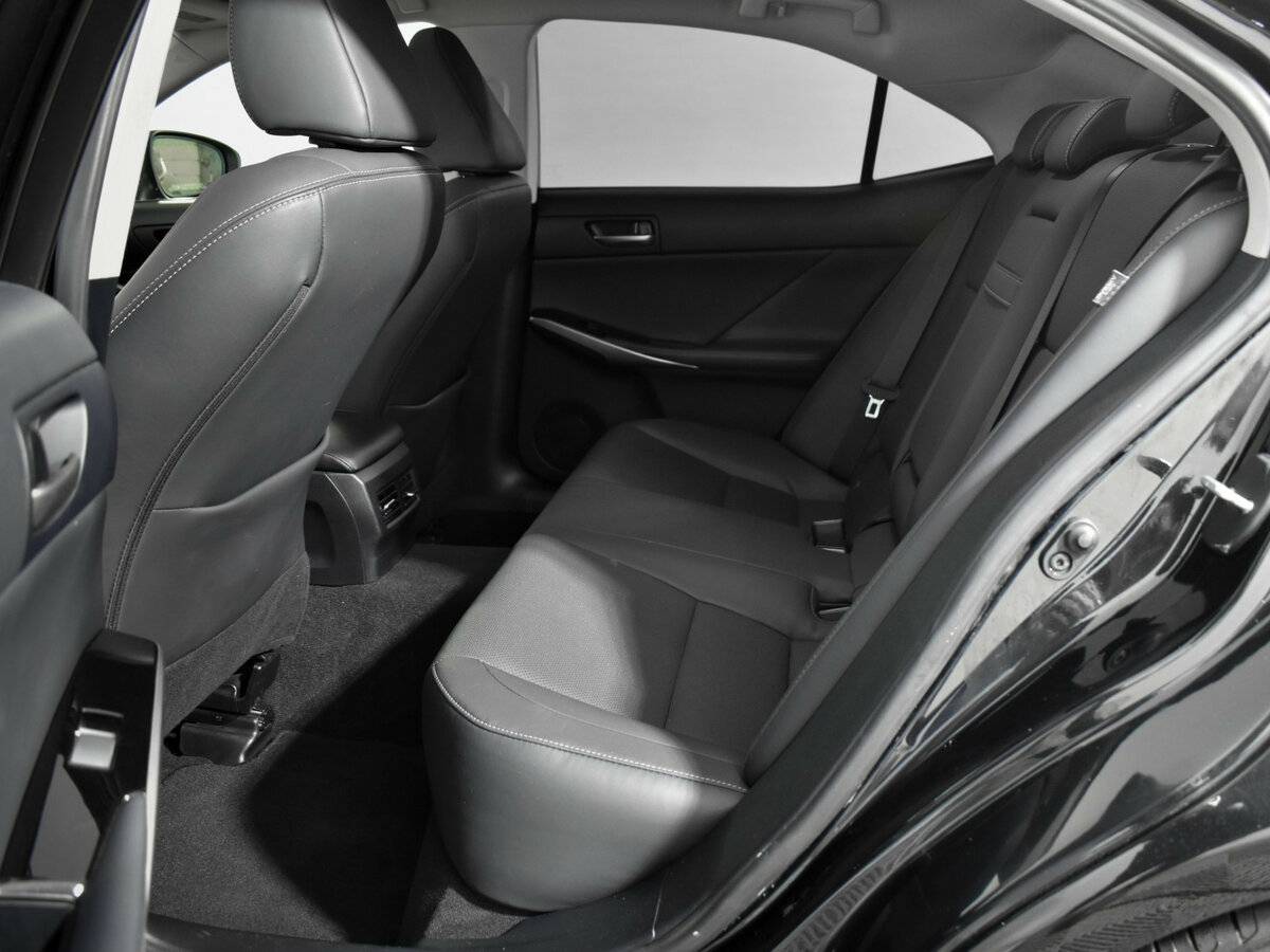 Lexus IS 2019 года с пробегом. Фото: #11