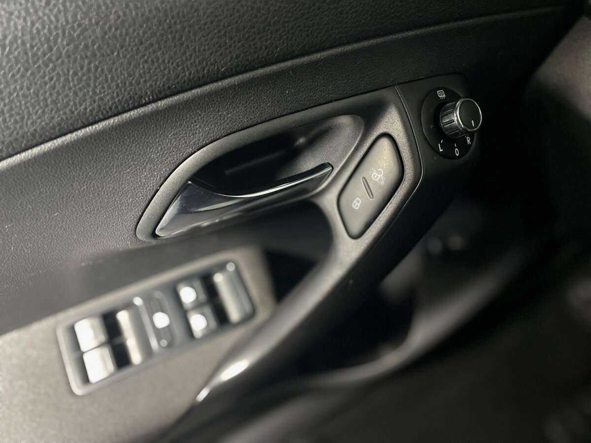 Volkswagen Polo 2017 года с пробегом. Фото: #16