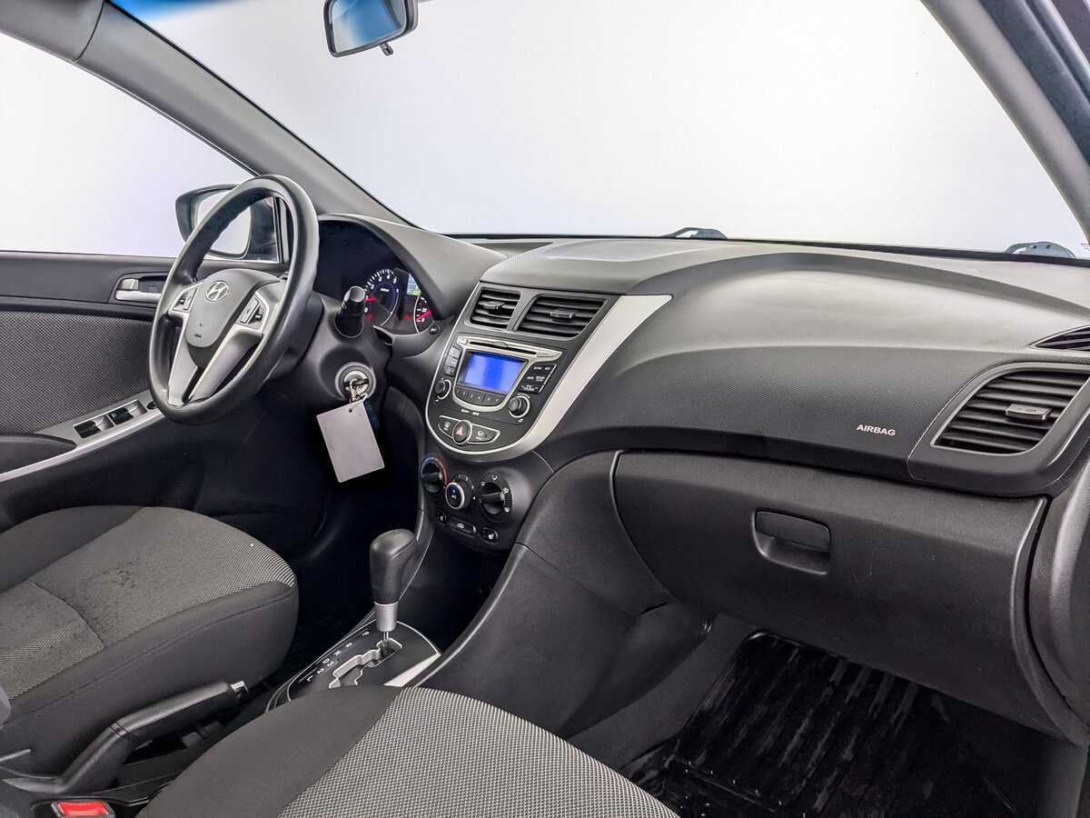 Hyundai Solaris 2012 года с пробегом. Фото: #8