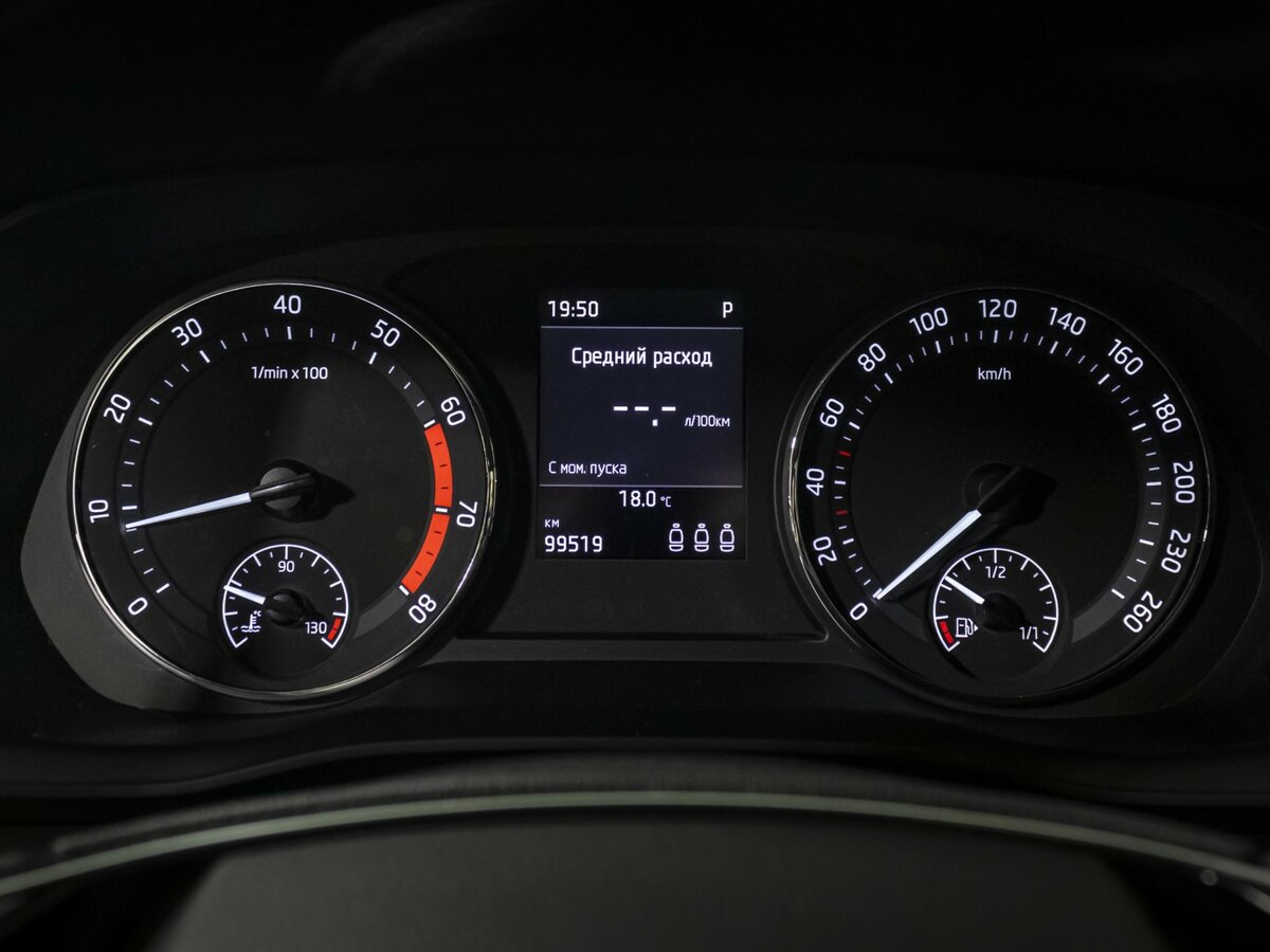 Skoda Octavia 2021 года с пробегом. Фото: #9
