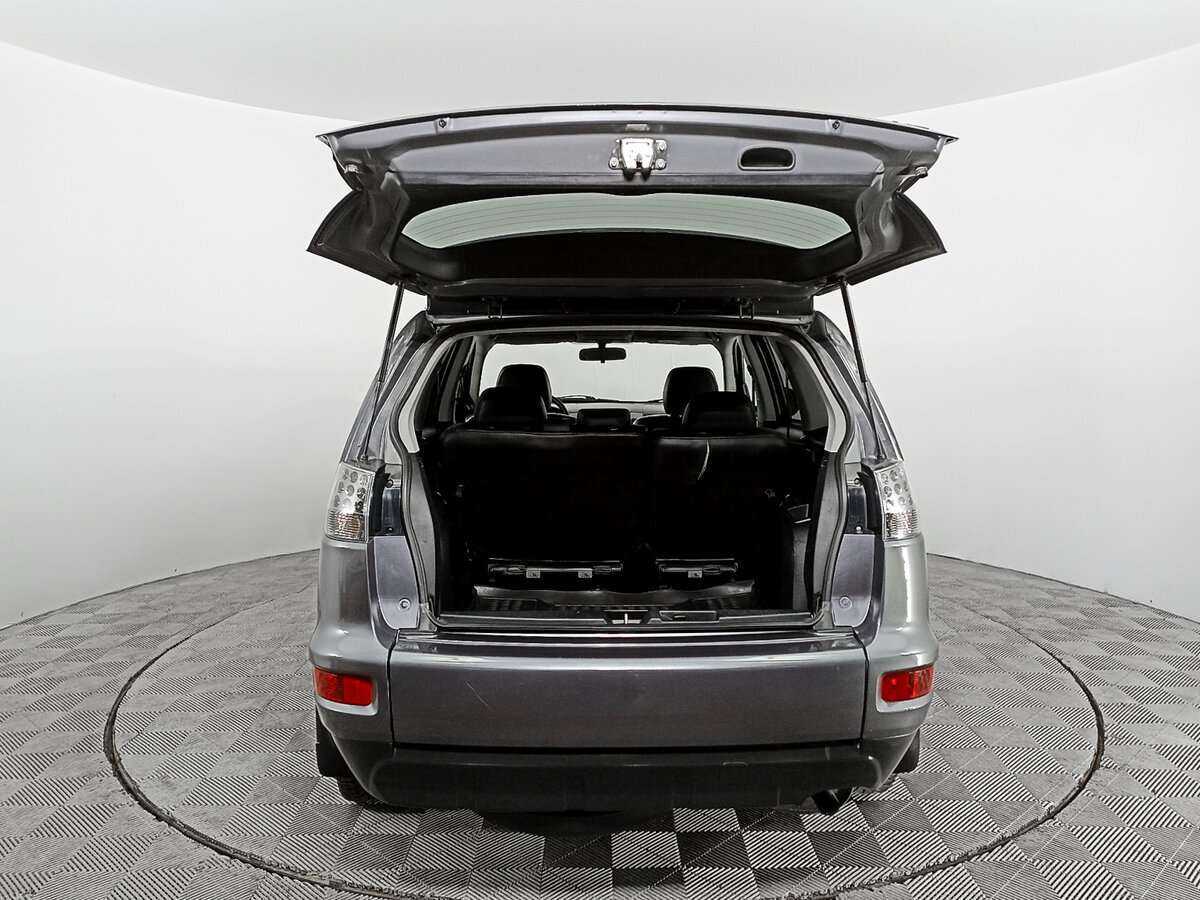 Mitsubishi Outlander 2010 года с пробегом. Фото: #9