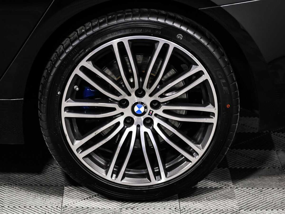 BMW 5 серии 2019 года с пробегом. Фото: #16