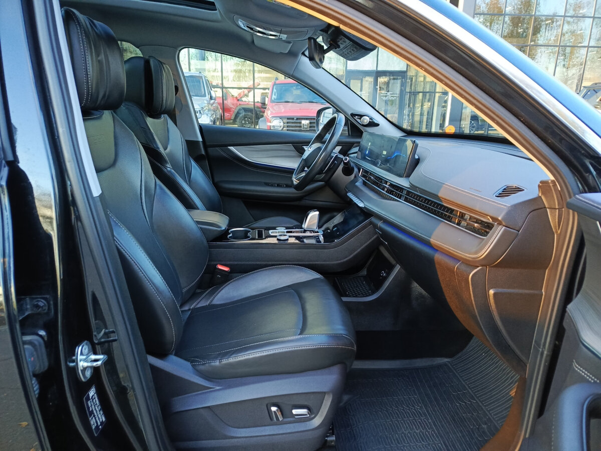 Chery Tiggo 8 Pro Max 2023 года с пробегом. Фото: #10