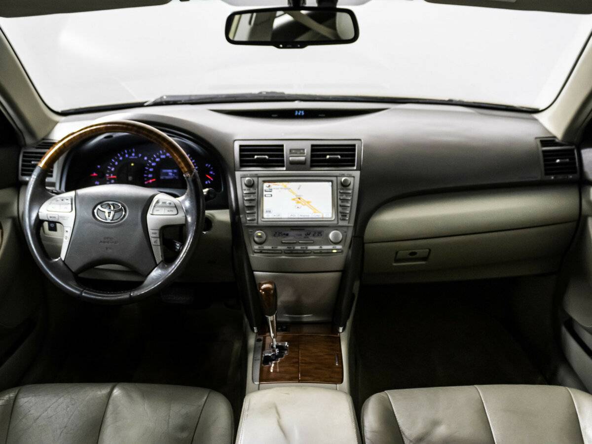 Toyota Camry 2011 года с пробегом. Фото: #6