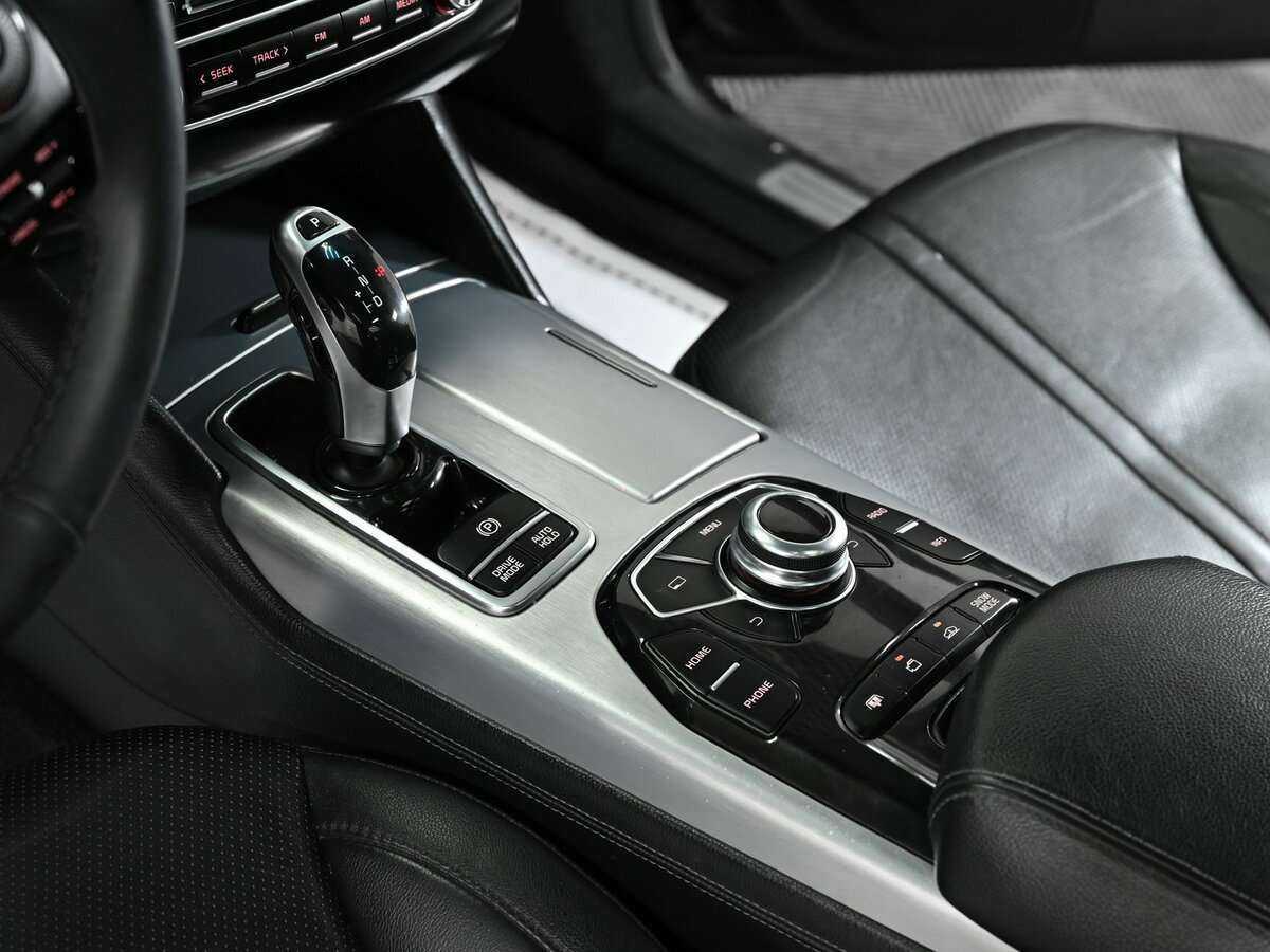 Kia Quoris 2014 года с пробегом. Фото: #11