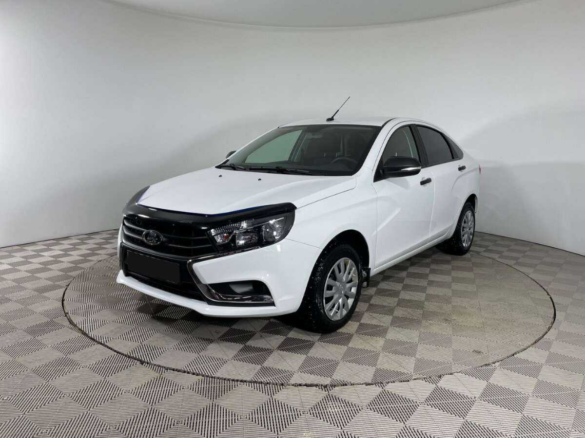 Lada (ВАЗ) Vesta 2021 года с пробегом. Посмотреть фото