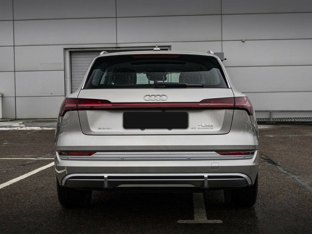 Audi e-tron 2023 года с пробегом. Фото: #7