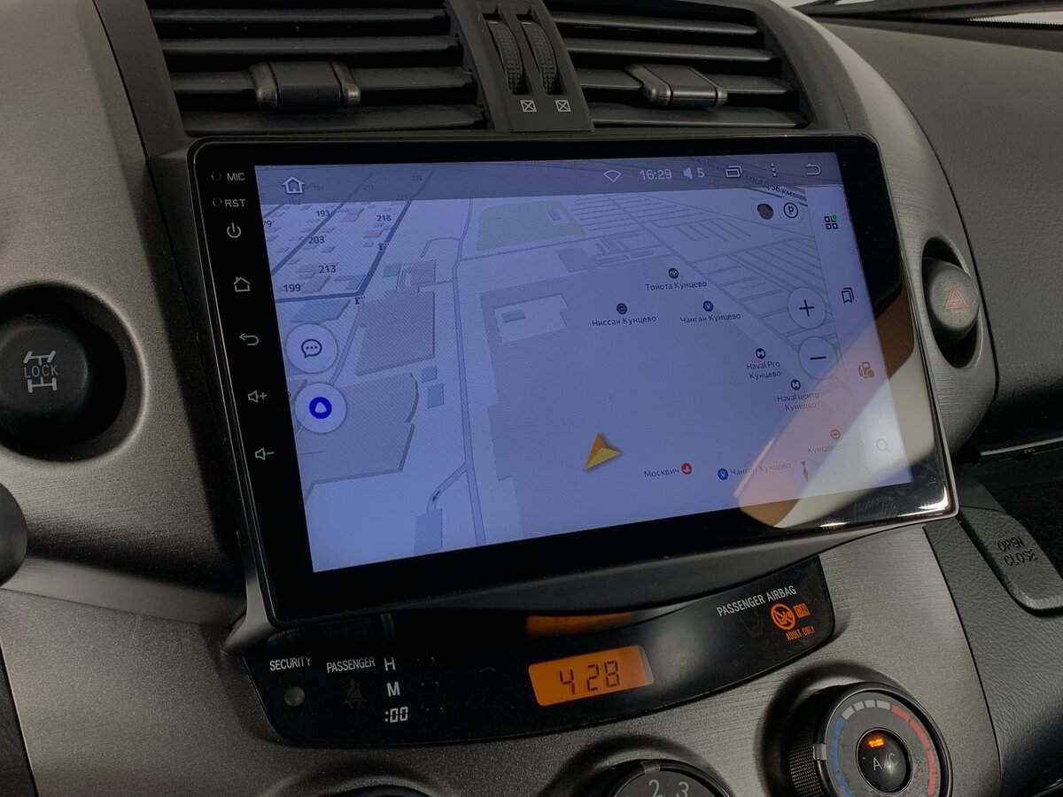 Toyota RAV4 2010 года с пробегом. Фото: #14