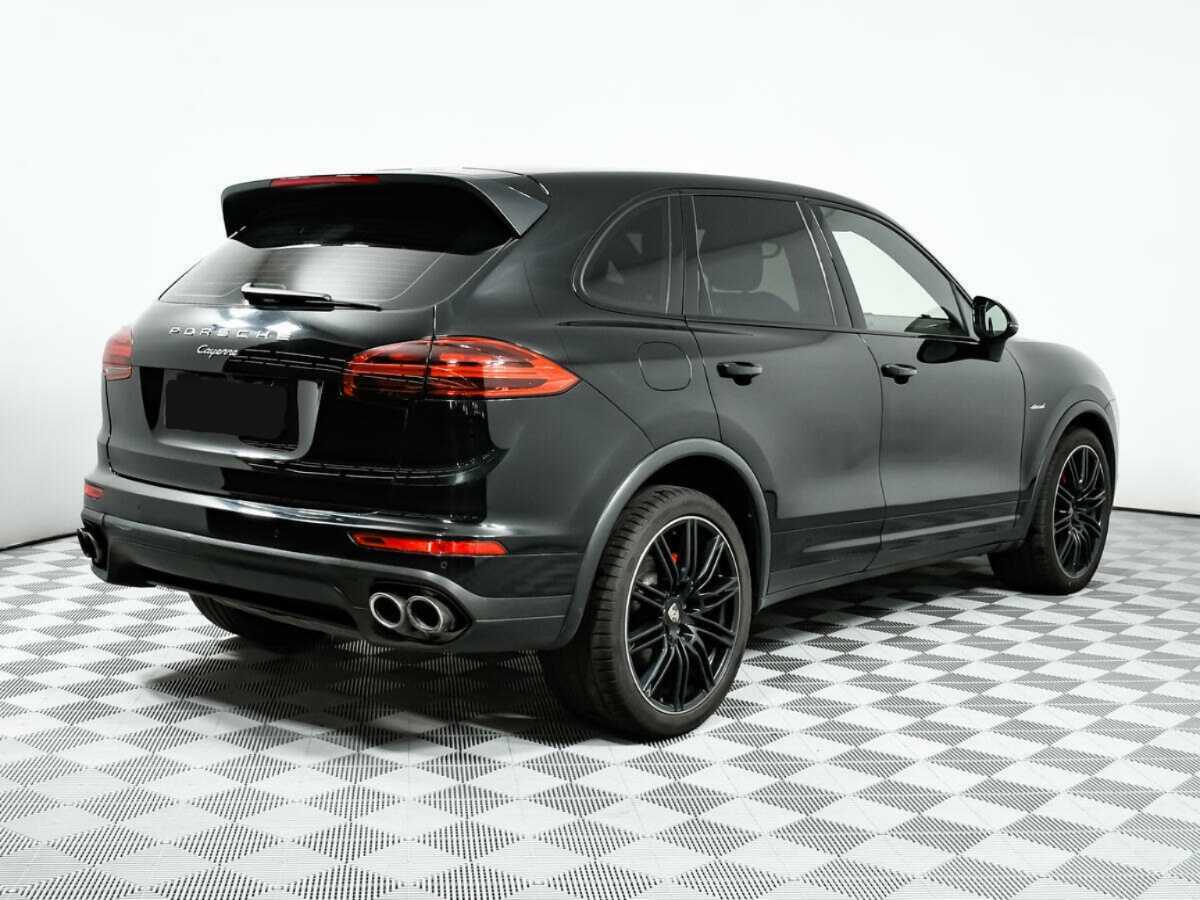 Porsche Cayenne 2015 года с пробегом. Фото: #3