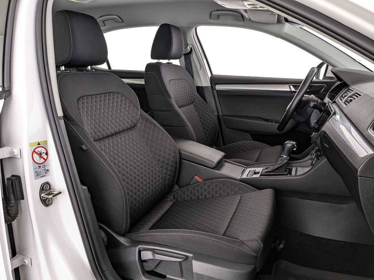 Skoda Superb 2021 года с пробегом. Фото: #19