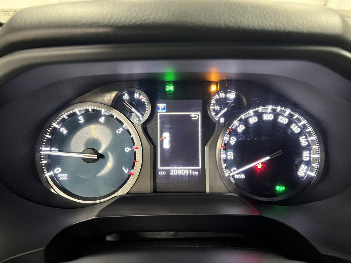 Toyota Land Cruiser Prado 2017 года с пробегом. Фото: #12