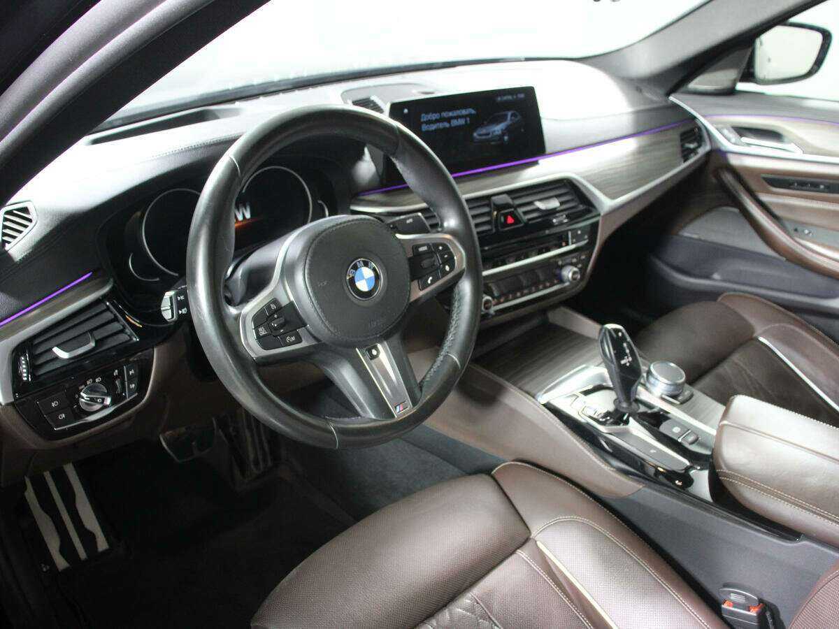 BMW 5 серии 2017 года с пробегом. Фото: #8
