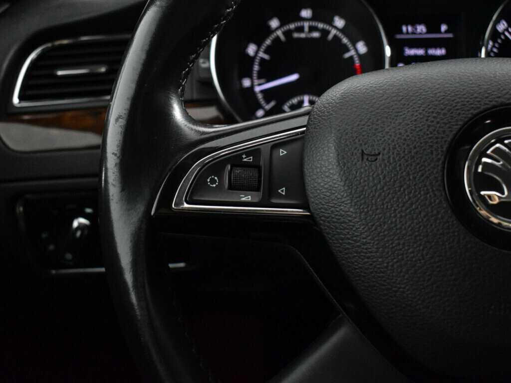 Skoda Superb 2013 года с пробегом. Фото: #14