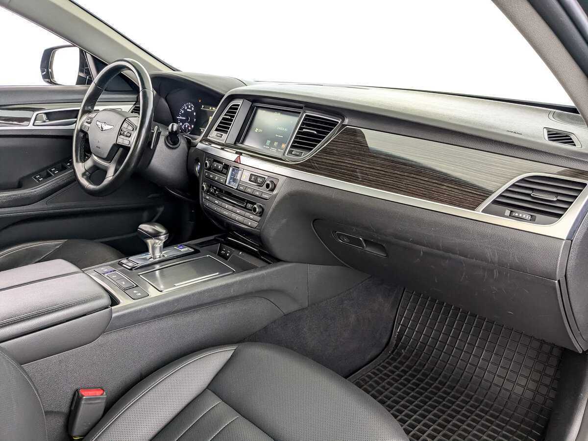 Genesis G80 2019 года с пробегом. Фото: #8