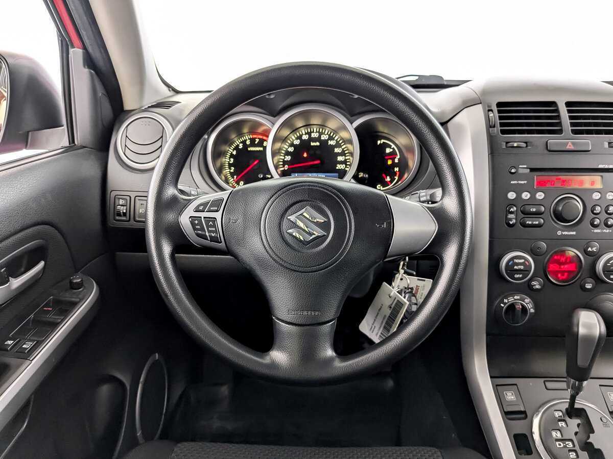 Suzuki Grand Vitara 2010 года с пробегом. Фото: #20