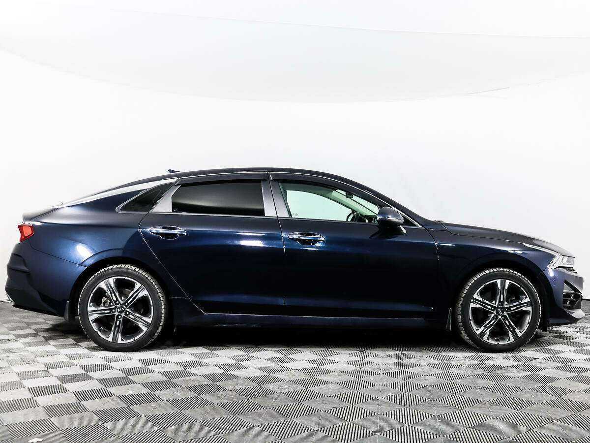 Kia K5 2021 года с пробегом. Фото: #3