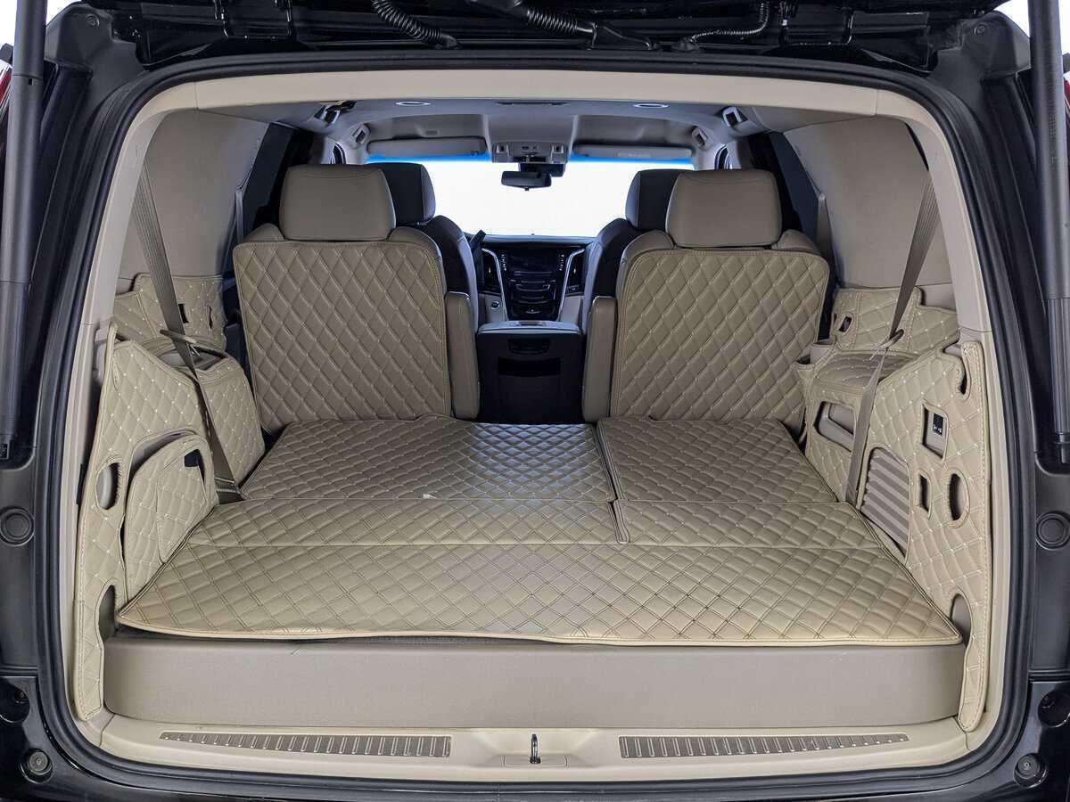 Cadillac Escalade 2019 года с пробегом. Фото: #9