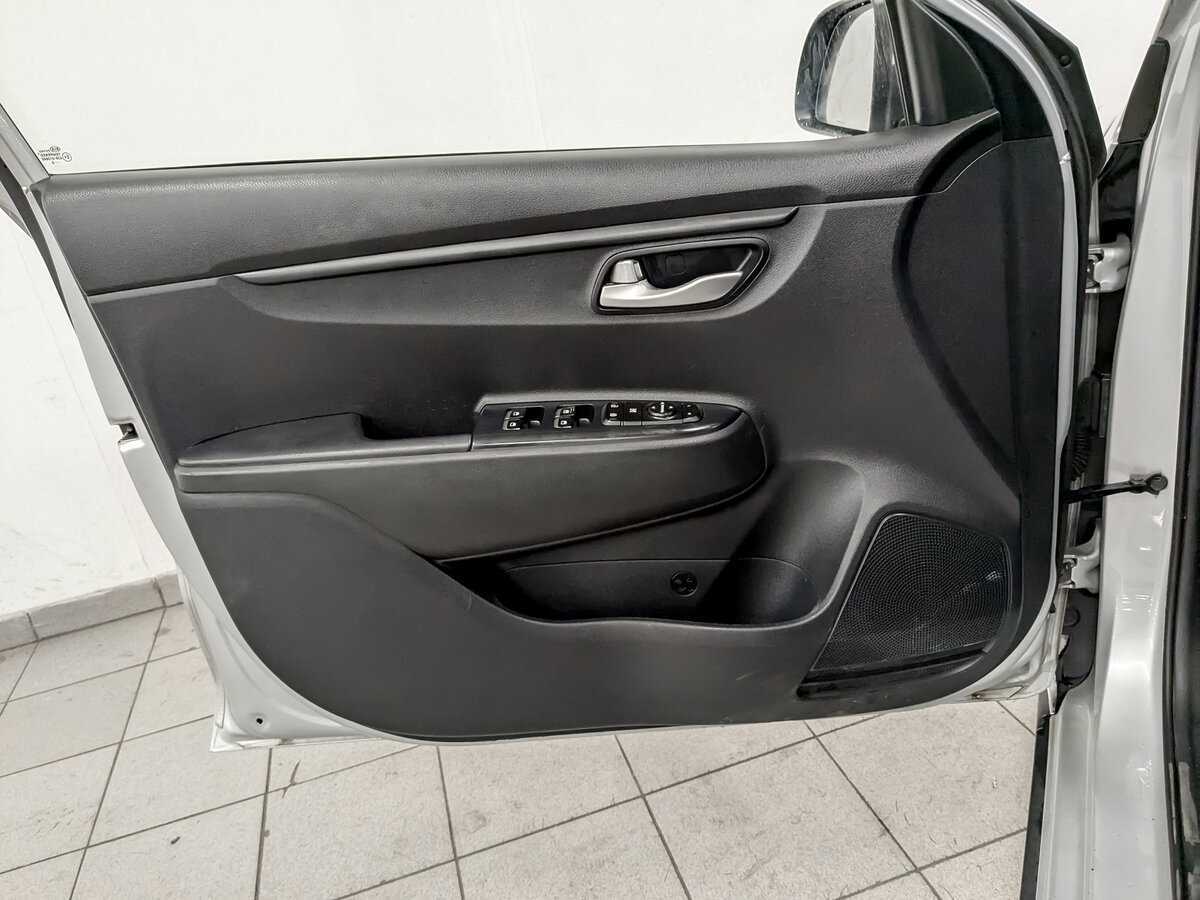 Kia Rio 2020 года с пробегом. Фото: #16