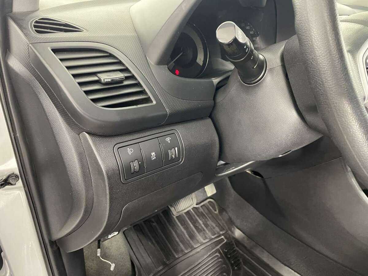 Hyundai Solaris 2012 года с пробегом. Фото: #8