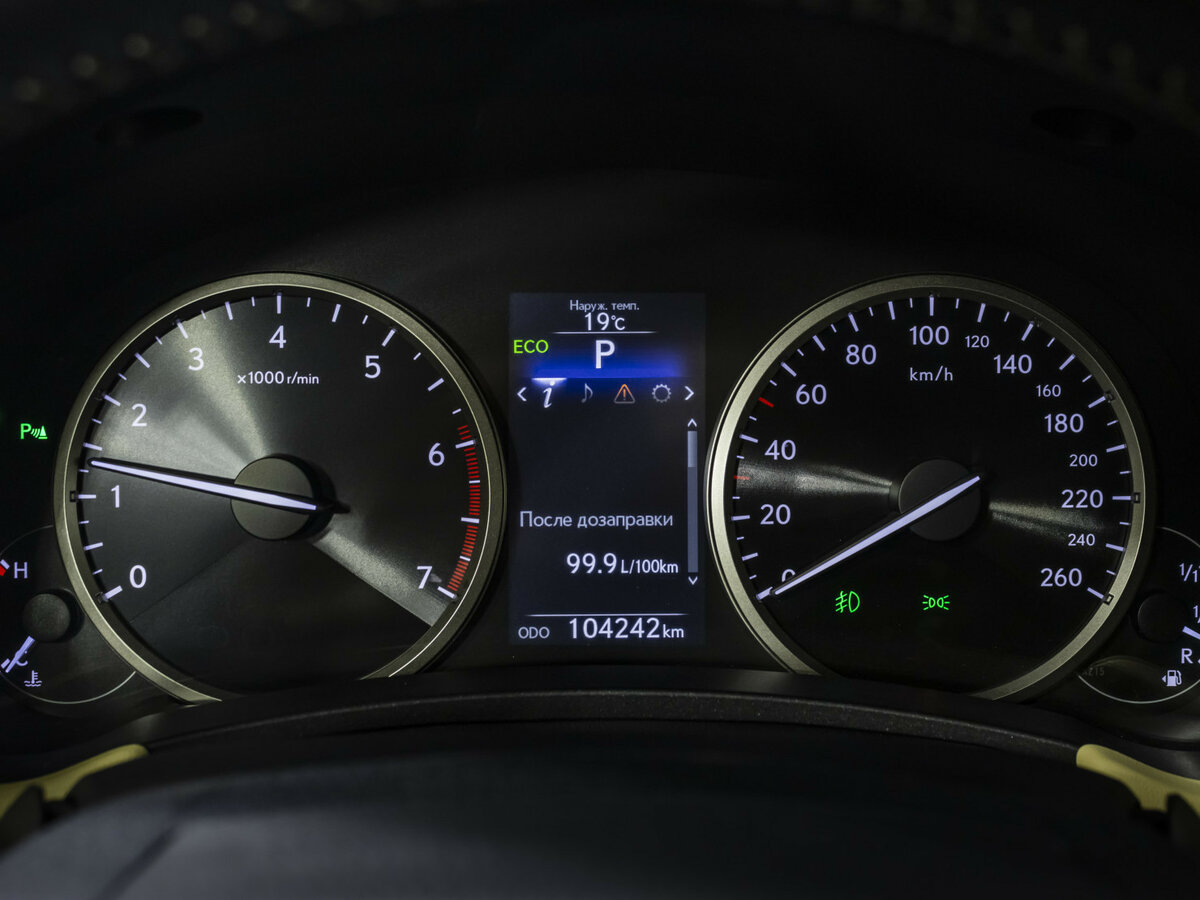 Lexus NX 2015 года с пробегом. Фото: #8