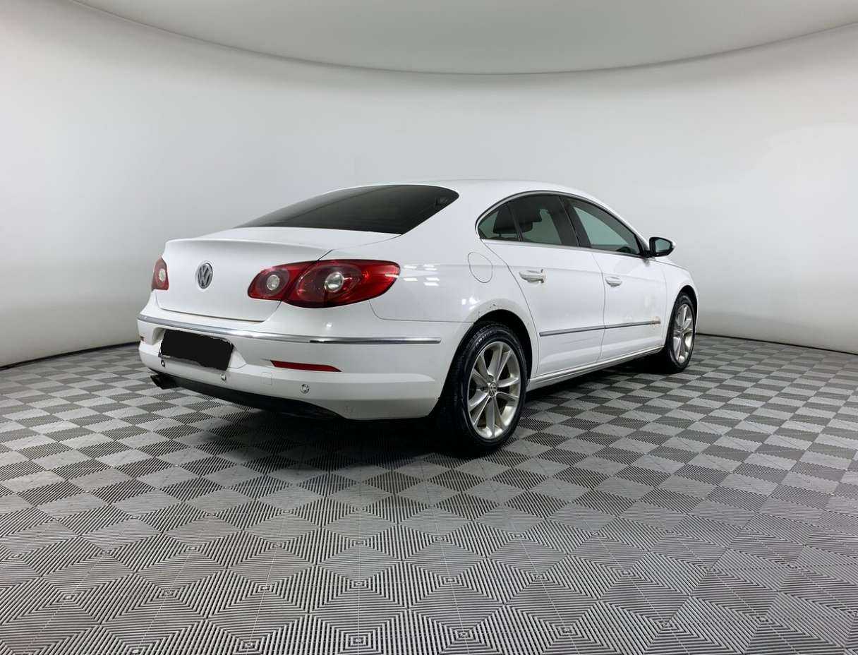 Volkswagen Passat CC 2011 года с пробегом. Фото: #4