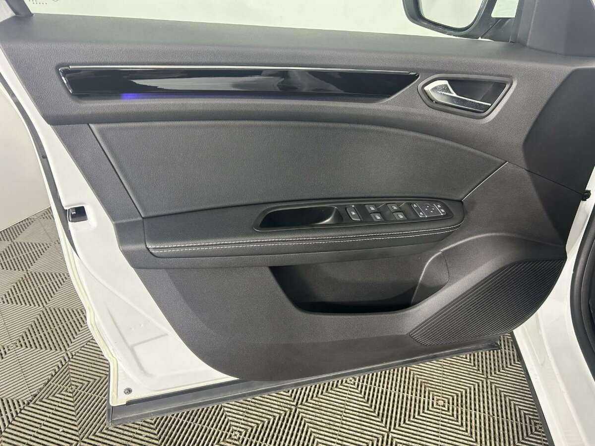 Renault Arkana 2021 года с пробегом. Фото: #7