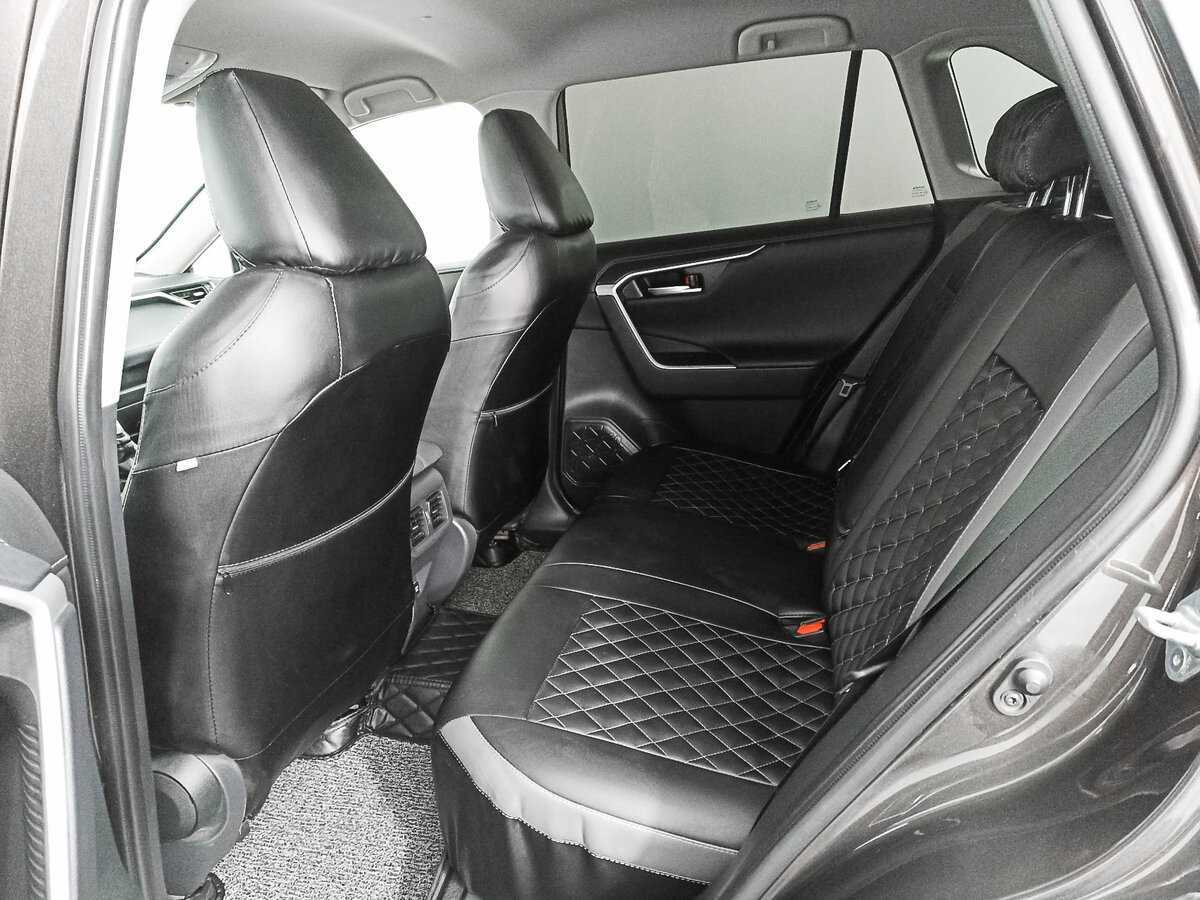 Toyota RAV4 2019 года с пробегом. Фото: #9