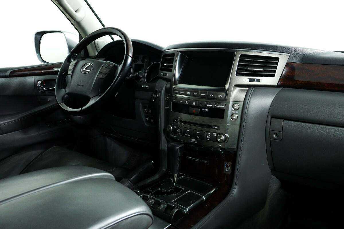 Lexus LX 2008 года с пробегом. Фото: #8