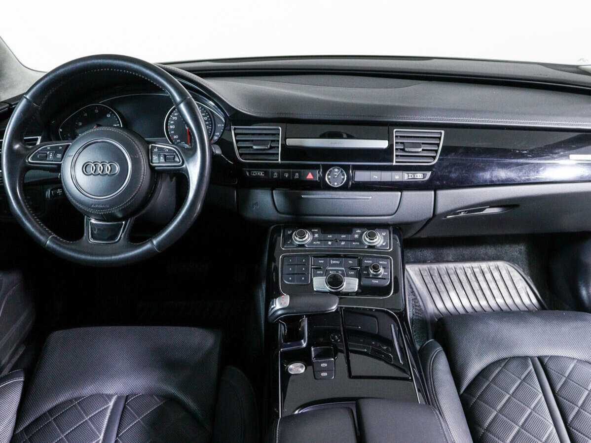 Audi A8 2015 года с пробегом. Фото: #9