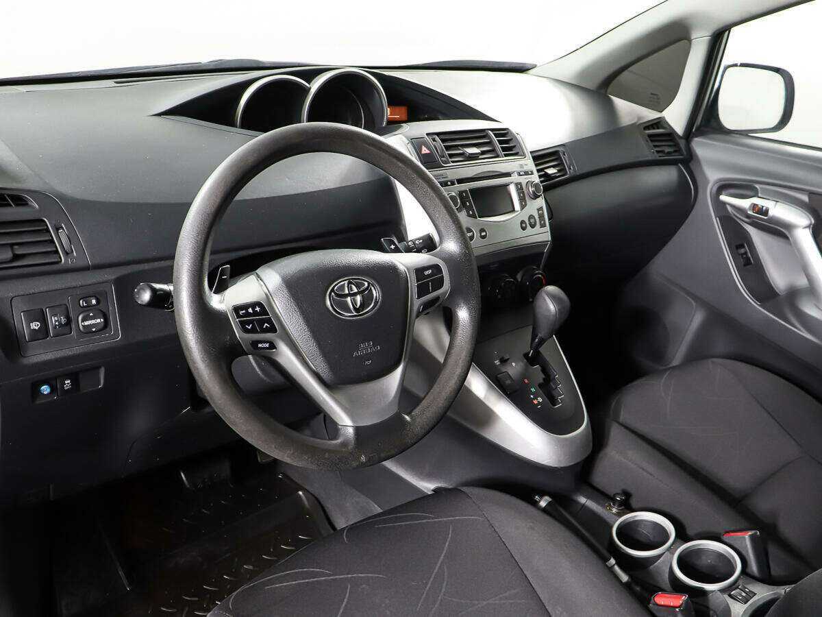 Toyota Verso 2011 года с пробегом. Фото: #12