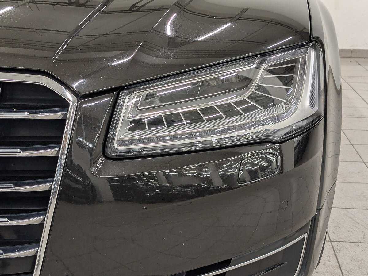 Audi A8 2014 года с пробегом. Фото: #10