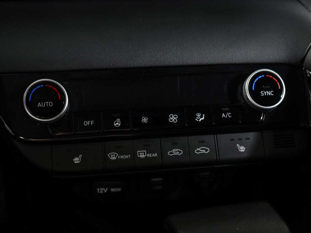 Hyundai Elantra 2022 года с пробегом. Фото: #21