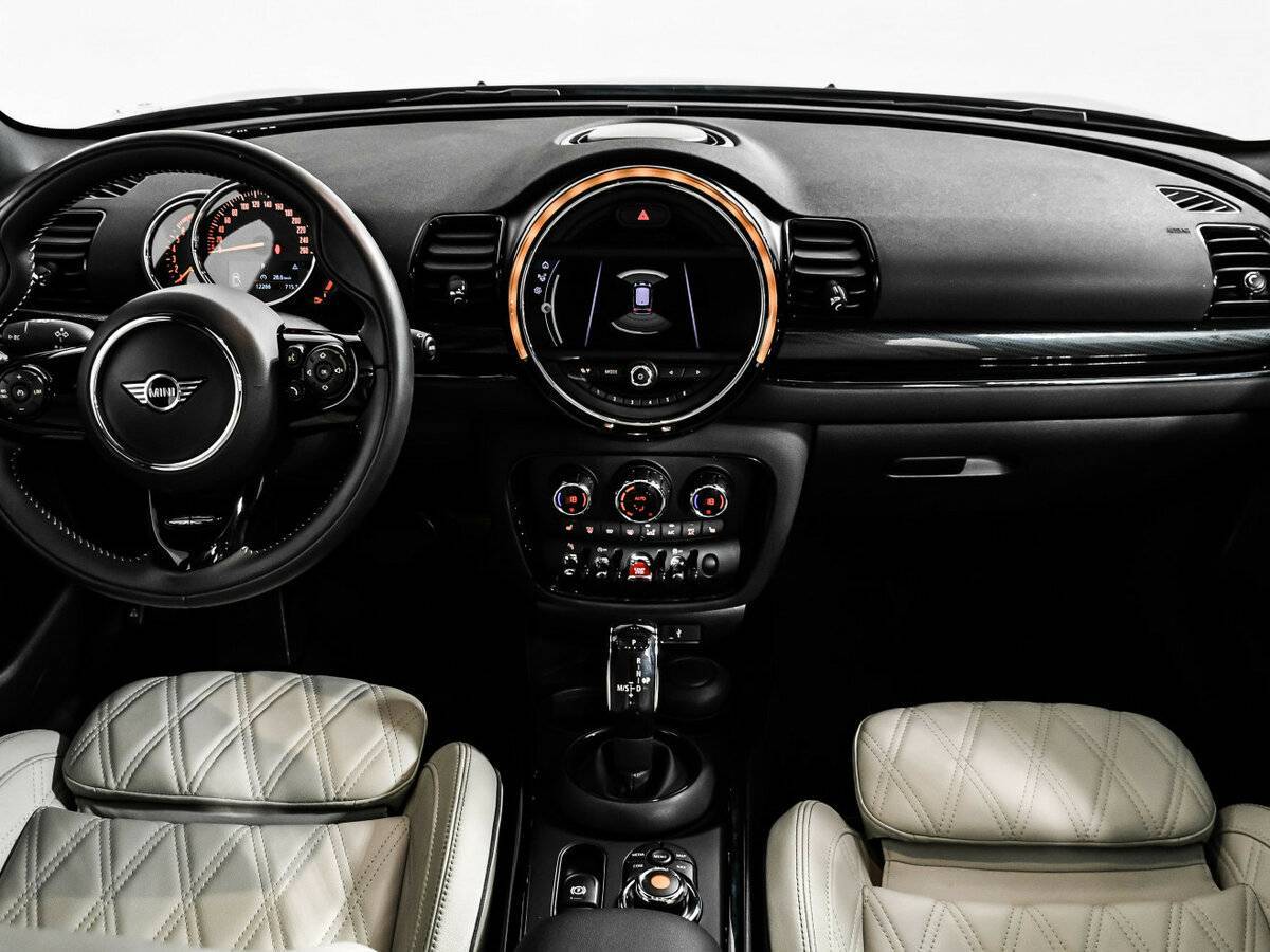 Mini Clubman 2020 года с пробегом. Фото: #10