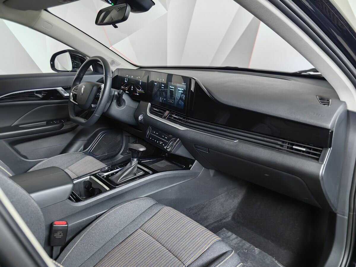 FAW Bestune B70 2023 года с пробегом. Фото: #9