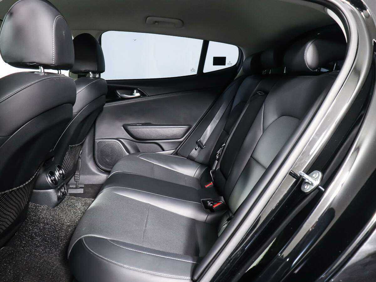 Kia Stinger 2019 года с пробегом. Фото: #9