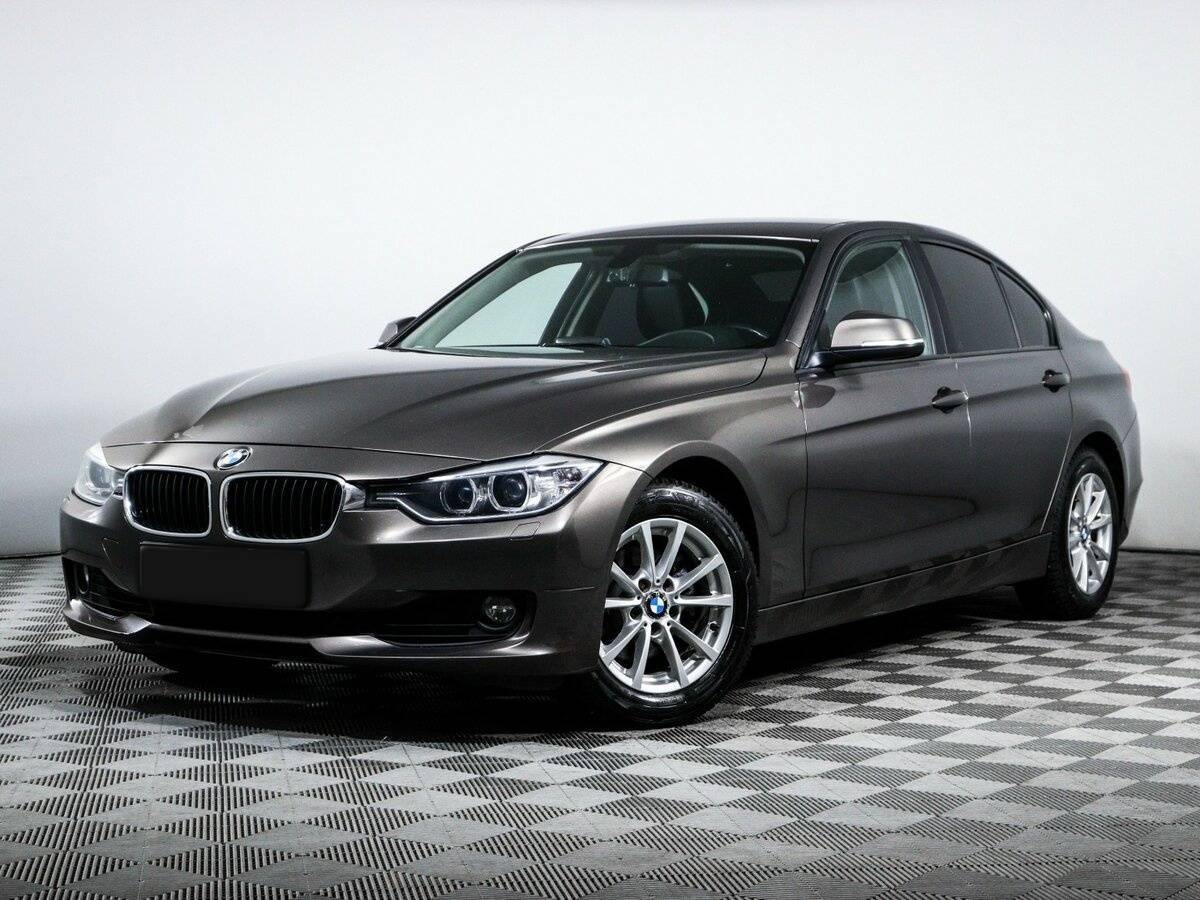 BMW 3 серии 2014 года с пробегом. Посмотреть фото